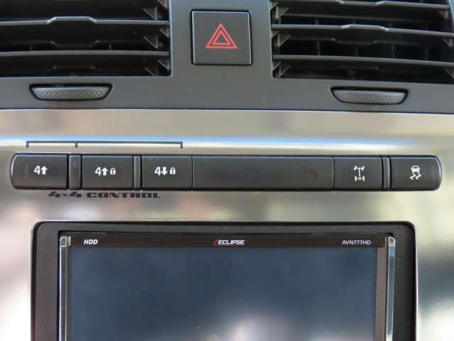 HUMMER H3 2010 Image 31