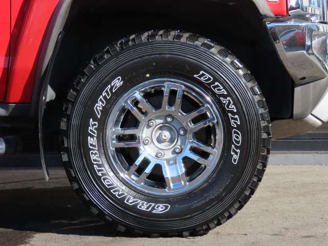 HUMMER H3 2010 Image 31