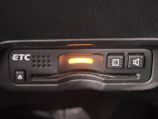 HONDA VEZEL HYBRID 2017 Image 31