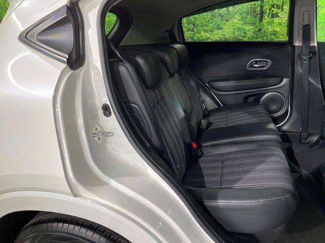 HONDA VEZEL HYBRID 2017 Image 31