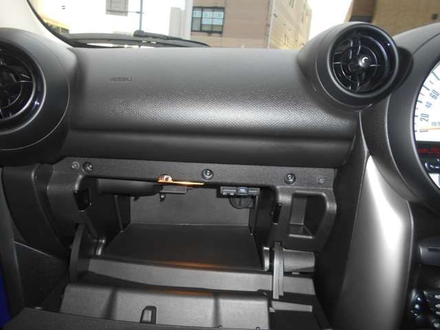 BMW MINI COOPER PACE 2014 Image 31