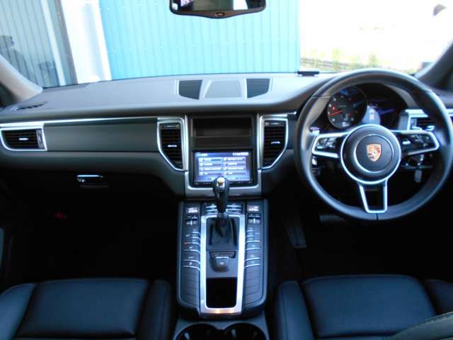 PORSCHE MACAN 2015 Image 31