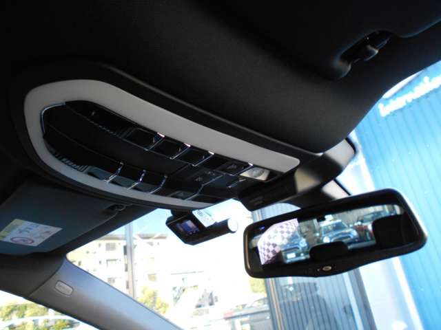 PORSCHE MACAN 2015 Image 31