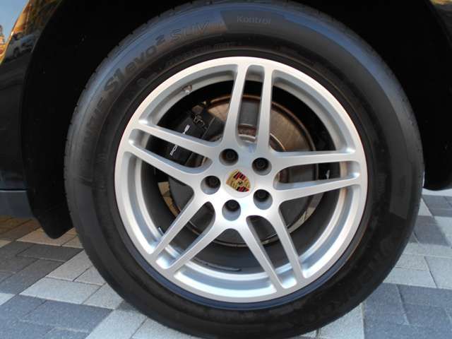 PORSCHE MACAN 2015 Image 31