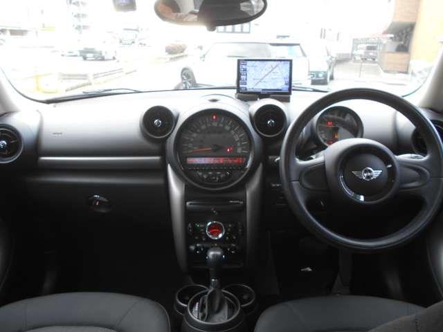 BMW MINI COOPER CROS 2015 Image 31