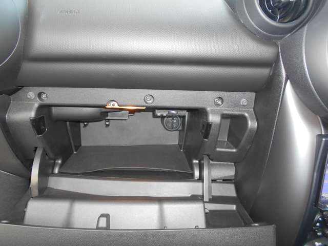 BMW MINI COOPER S CR 2013 Image 31