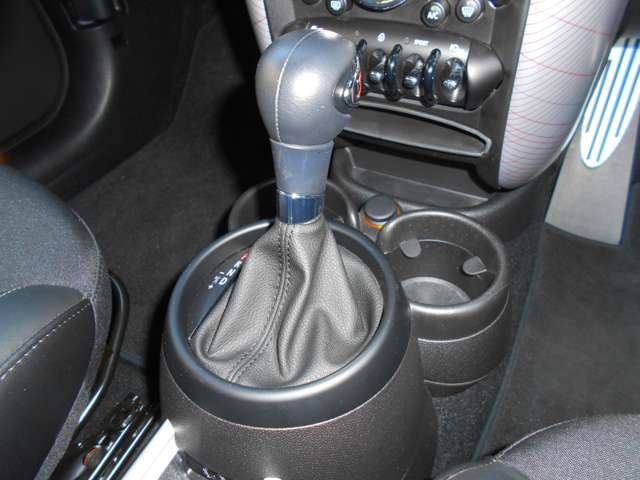 BMW MINI COOPER SD C 2016 Image 31