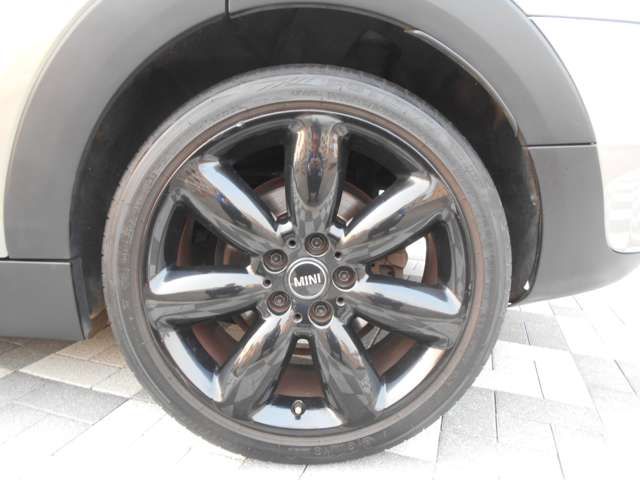 BMW MINI COOPER S CL 2015 Image 31