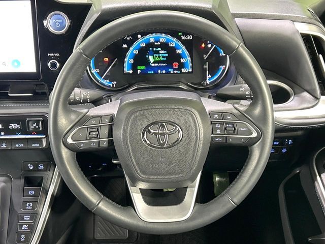 TOYOTA VOXY HYBRID 2023 Image 31