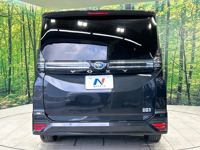 TOYOTA VOXY HYBRID 2023 Image 31