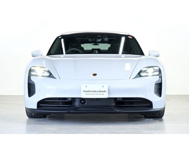 PORSCHE TAYCAN 2023 Image 31