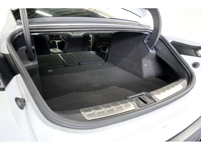 PORSCHE TAYCAN 2023 Image 31