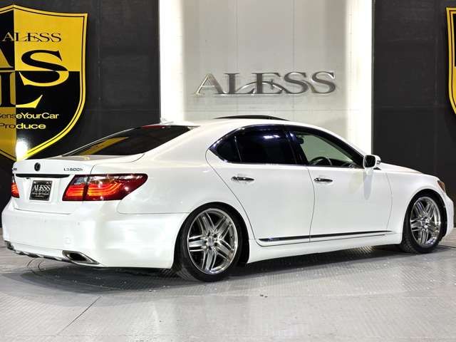 TOYOTA LEXUS LS600H 2010 Image 31