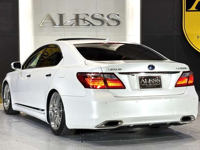 TOYOTA LEXUS LS600H 2010 Image 31