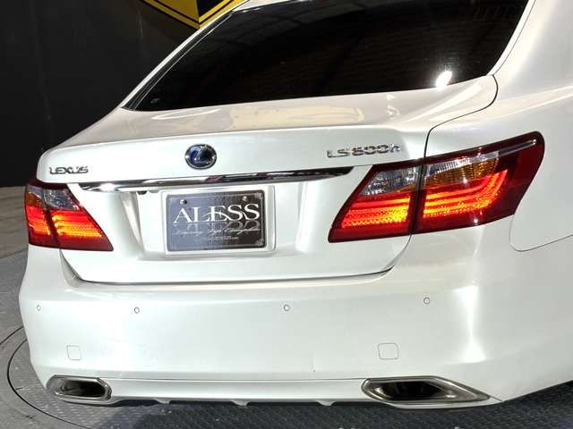 TOYOTA LEXUS LS600H 2010 Image 31