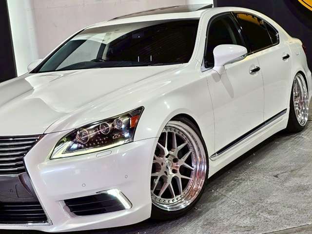 TOYOTA LEXUS LS460 2013 Image 31