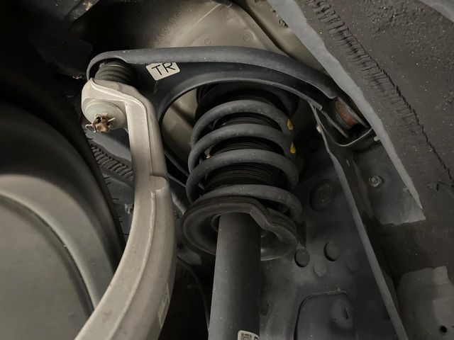 TOYOTA CROWN SEDAN HYBRID 2014 Image 31