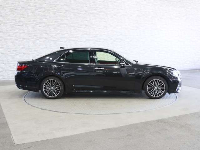 TOYOTA CROWN SEDAN 2015 Image 31