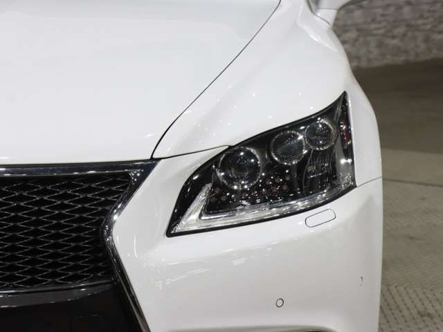 TOYOTA LEXUS LS600H 2012 Image 31