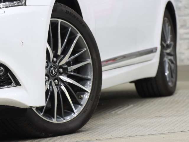 TOYOTA LEXUS LS600H 2012 Image 31