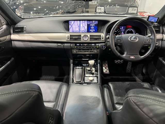 TOYOTA LEXUS LS600H 2012 Image 31
