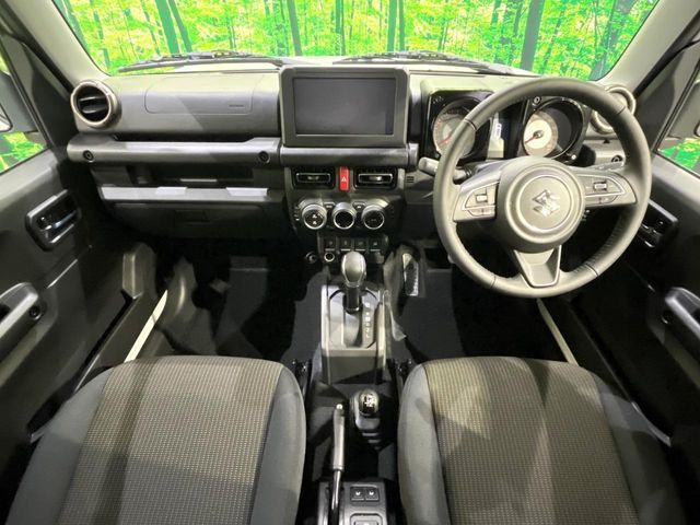 SUZUKI JIMNY NOMADE 2025 Image 31