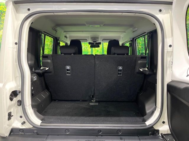 SUZUKI JIMNY NOMADE 2025 Image 31