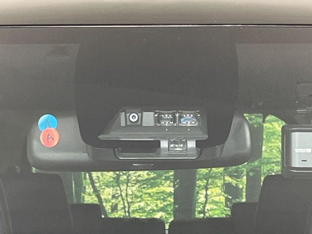 TOYOTA VOXY 2021 Image 31