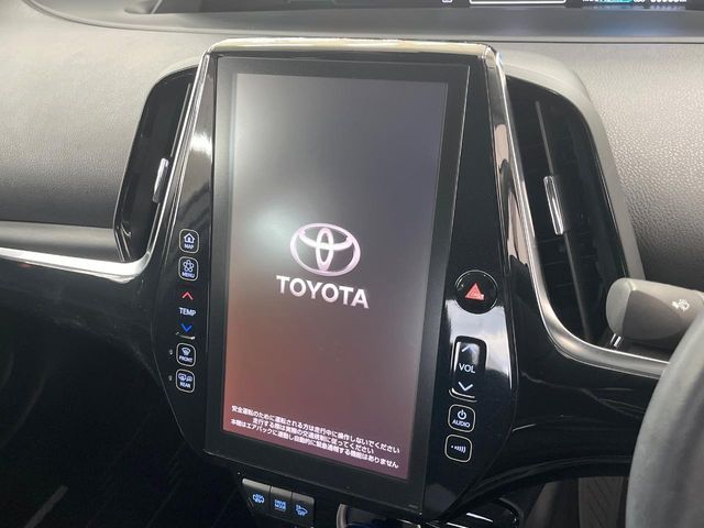 TOYOTA PRIUS PHV 2018 Image 31