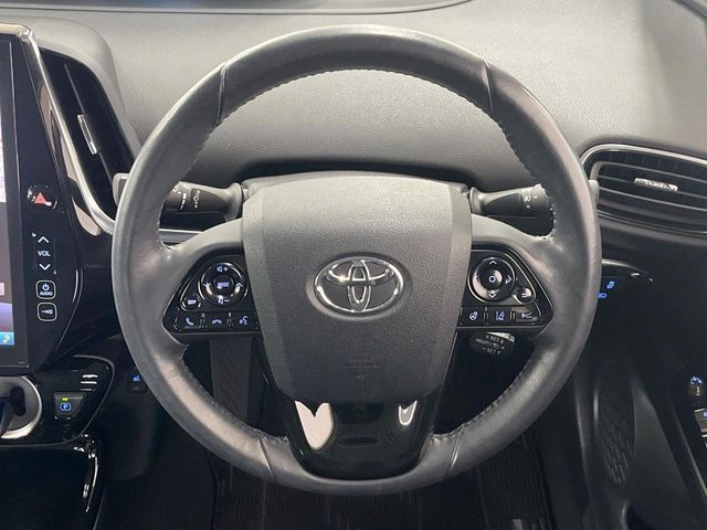TOYOTA PRIUS PHV 2018 Image 31
