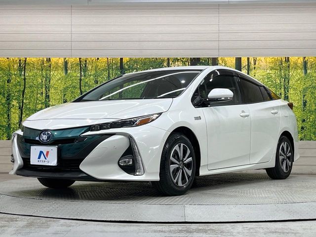 TOYOTA PRIUS PHV 2018 Image 31