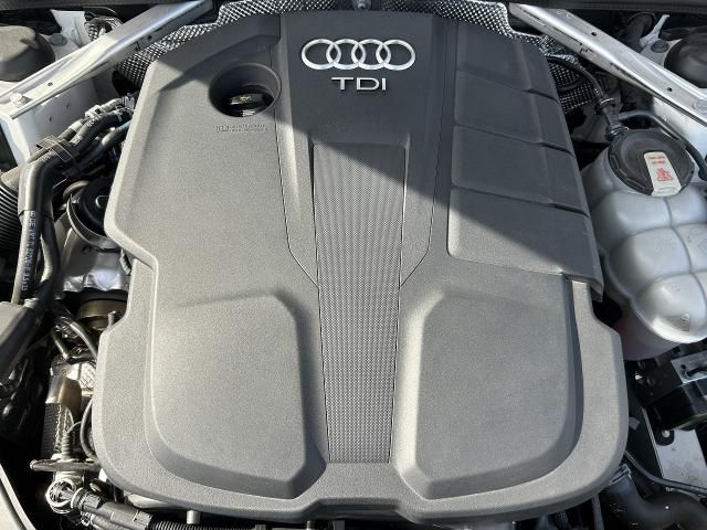 AUDI A4 2021 Image 31