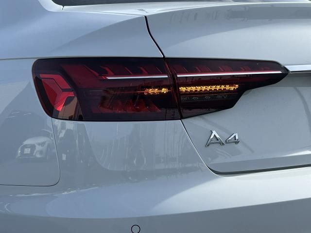 AUDI A4 2021 Image 31