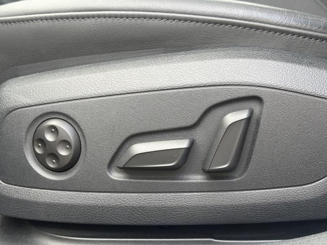 AUDI A4 2021 Image 31