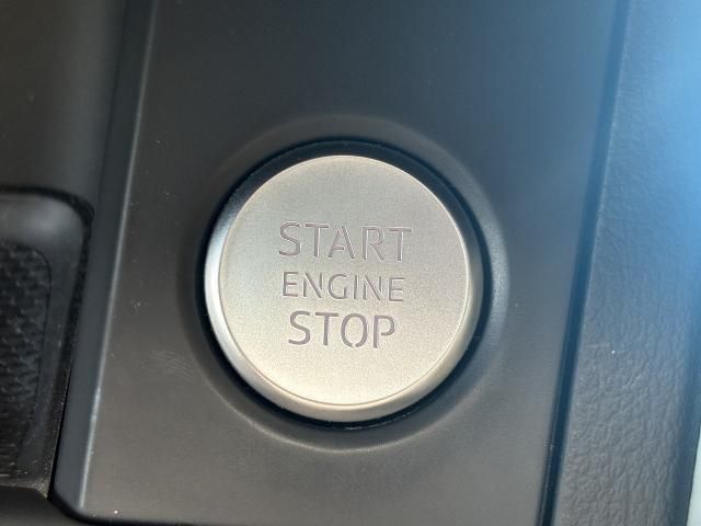 AUDI A4 2021 Image 31