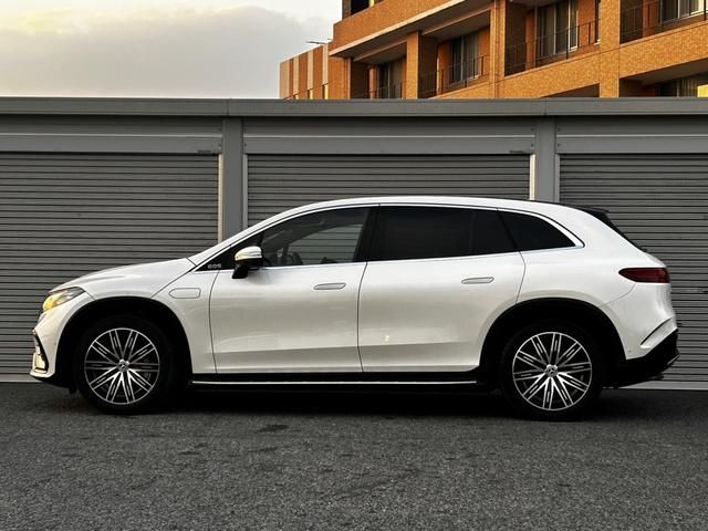 MERCEDES BENZ EQS SU 2024 Image 31