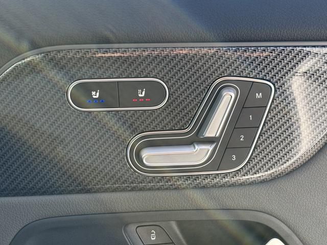 MERCEDES BENZ MERCEDES AMG GLA CLA 2025 Image 31