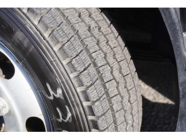 HINO DUTRO 2013 Image 31