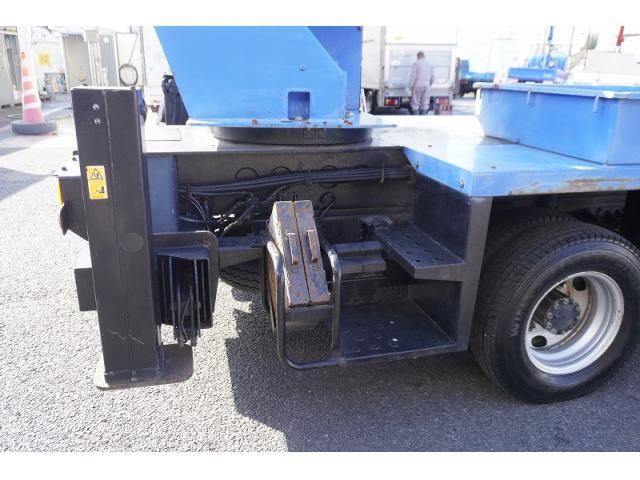 HINO DUTRO 2013 Image 31