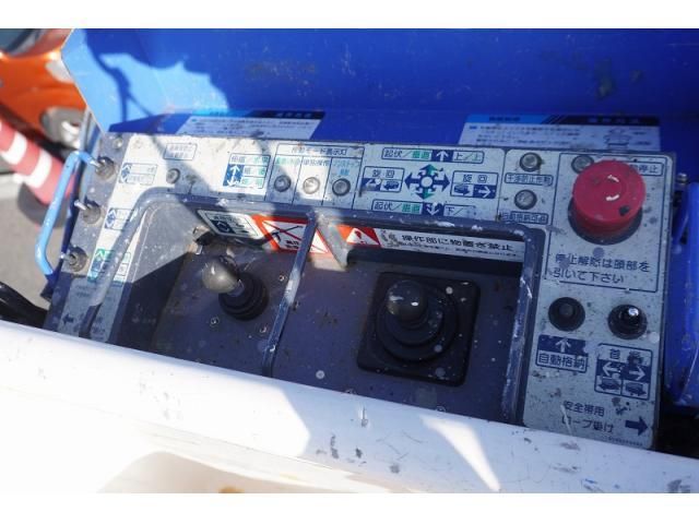 HINO DUTRO 2013 Image 31