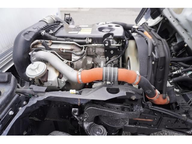 ISUZU ELF 2017 Image 31