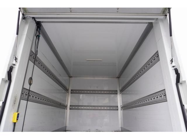 ISUZU ELF 2017 Image 31