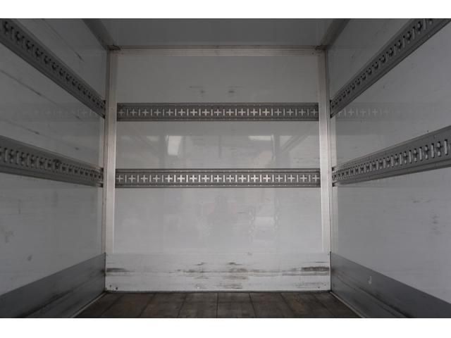 ISUZU ELF 2017 Image 31