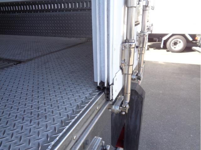 HINO PROFIA 2022 Image 31