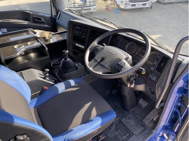 ISUZU GIGA 2018 Image 31