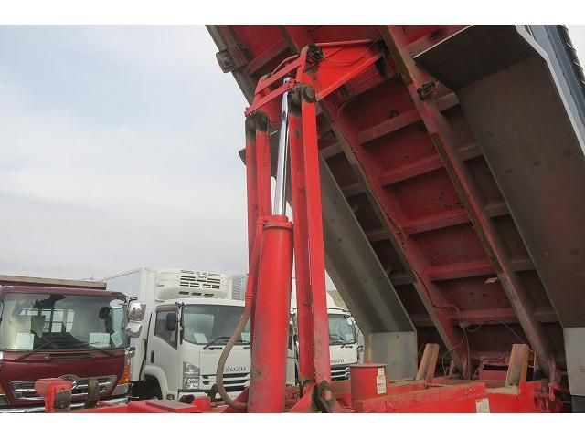 ISUZU GIGA 2018 Image 31