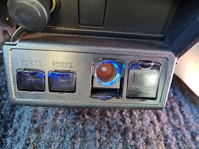 TOYOTA NOAH HYBRID 2017 Image 31