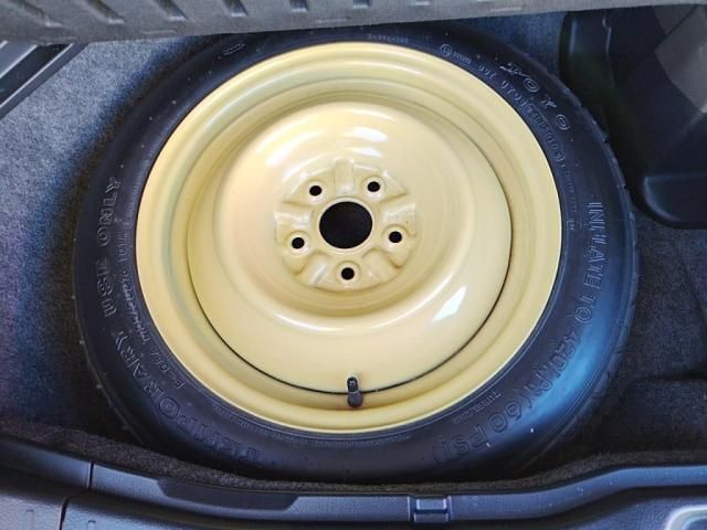 TOYOTA NOAH HYBRID 2017 Image 31