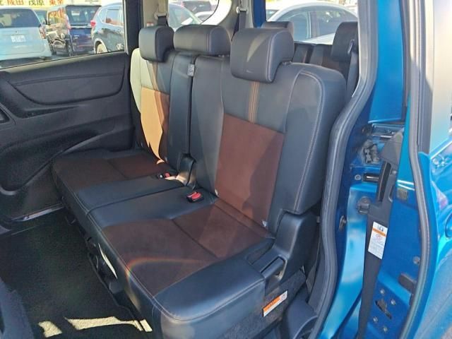 TOYOTA SIENTA HYBRID 2020 Image 31