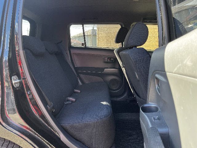 TOYOTA BB 2012 Image 31